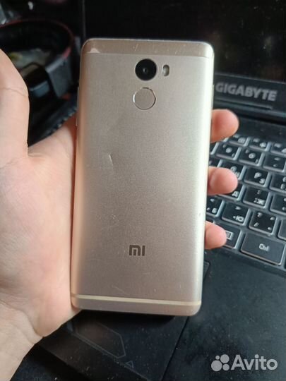 Xiaomi Redmi 4, 2/16 ГБ