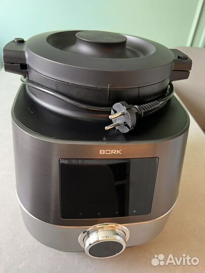 Мультиварка Bork U 810 смартшеф
