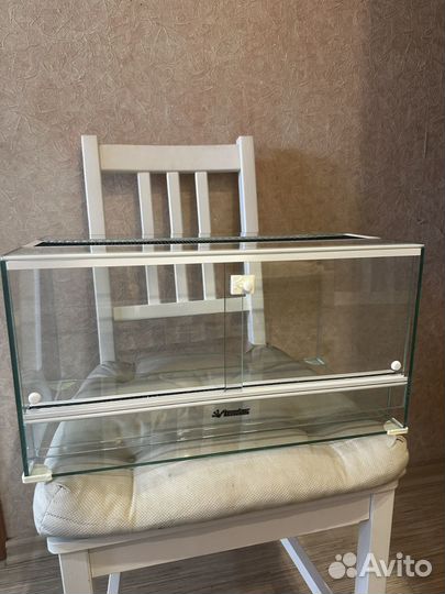 Террариум с вентиляцией и замком