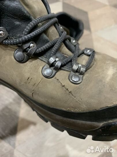 Трекинговые ботинки 42 размер