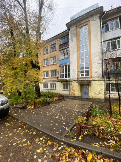 3-к. квартира, 90,3 м², 2/4 эт.