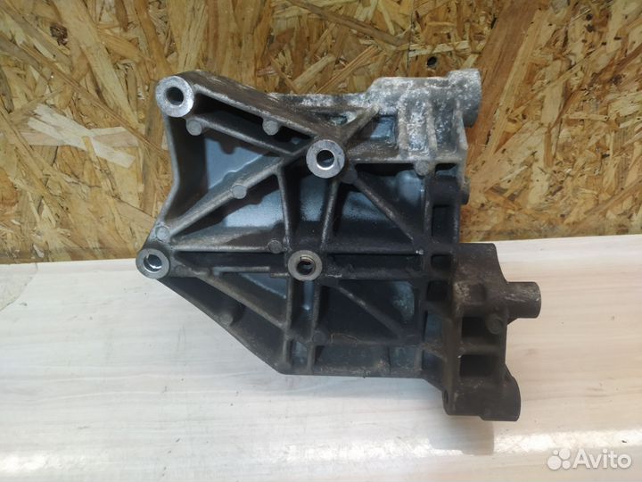 Кронштейн кондиционера ssang Yong kyron