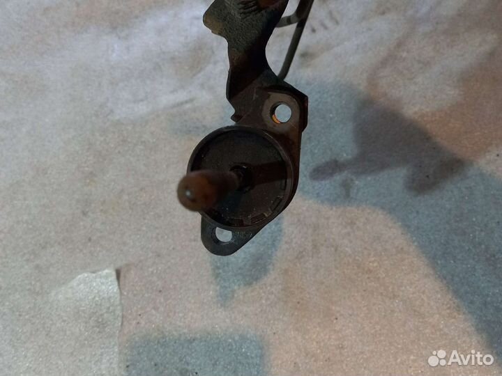 Цилиндр сцепления рабочий BMW3 E46