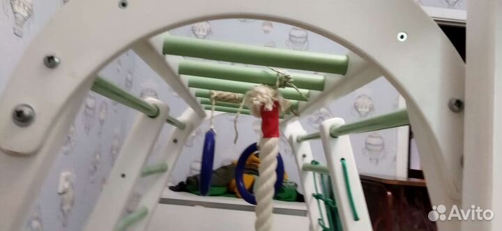 Детский уголок дерево