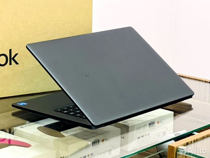 RedmiBook 15 / Intel i3-1115G4