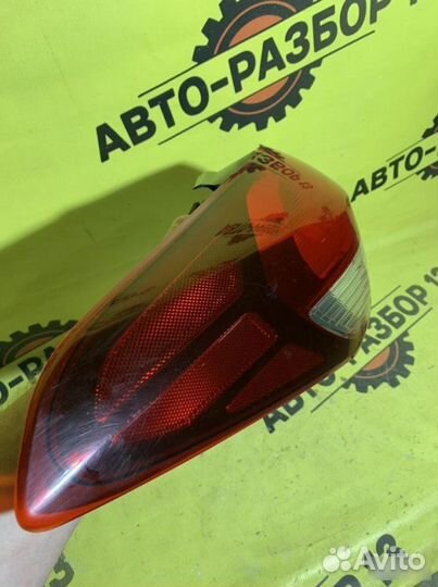 Фонарь задний левый Kia Cerato 3 YD