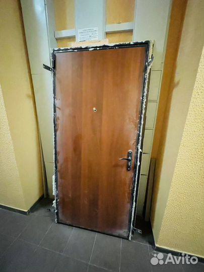 Дверь входная