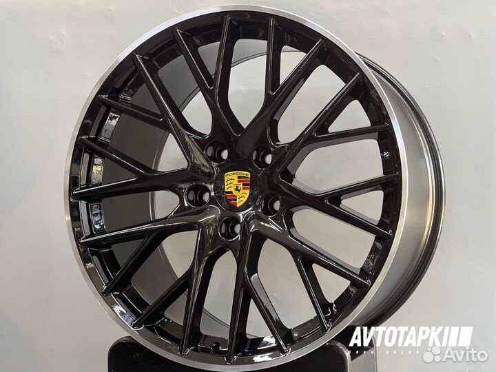 Диски литые R21 на Porsche Pamamera