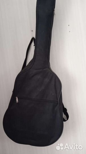 Акустическая гитара