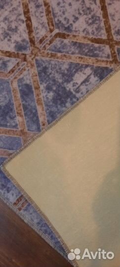 Палас новый