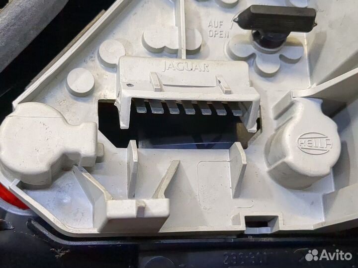 Фонарь (задний) Jaguar XJ, 1997