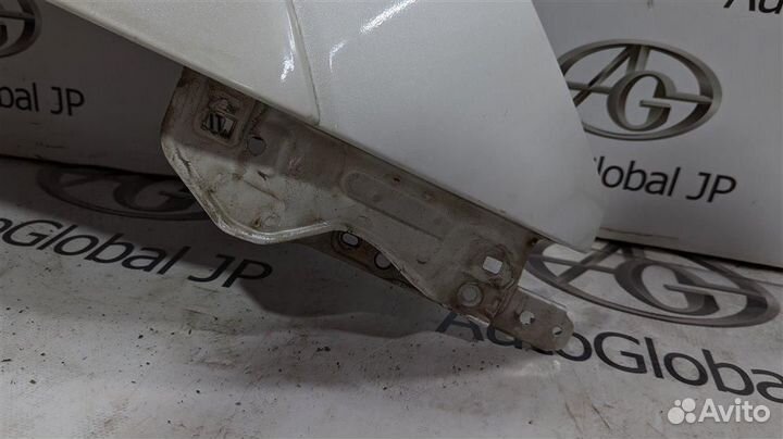 Крыло переднее правое Toyota Hilux Surf