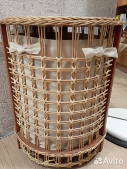 Корзина для белья из ротанга