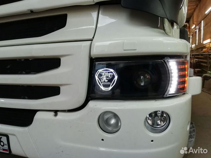 Фары Volvo FH13 BI-LED Custom