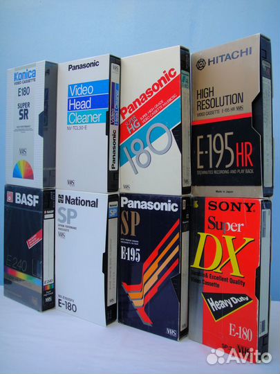 Аудиокассеты видеокассеты VHS
