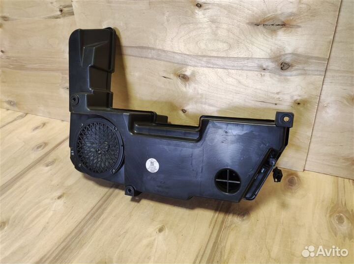 Сабвуфер Audi A4 B8 Avant