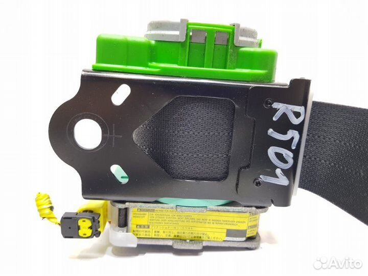 Ремень безопасности передний левый Toyota Auris