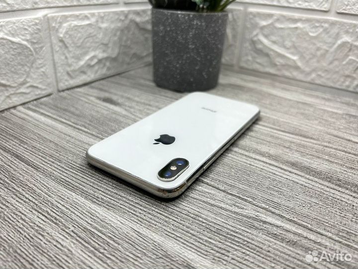 iPhone X, 256 ГБ