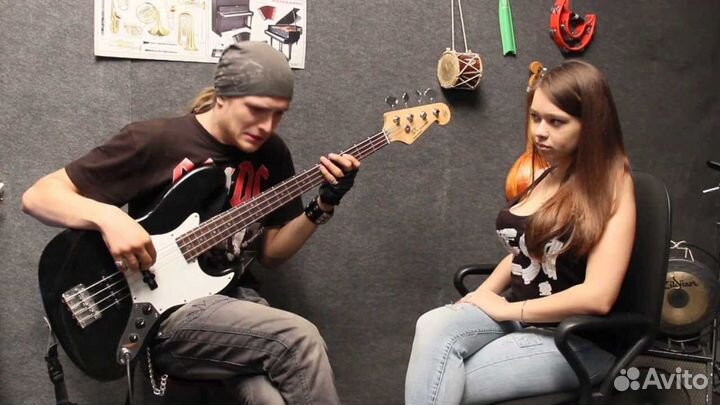 Научим играть на бас гитаре за месяц