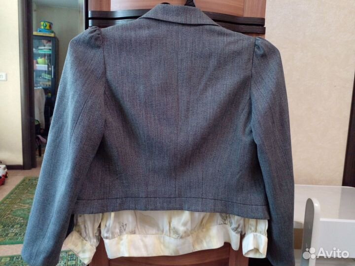 Женские вещи и на девочку-подростка 42 р-р