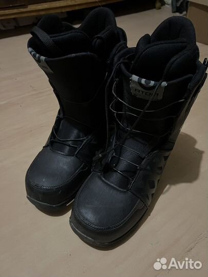 Сноубордические ботинки atom
