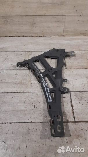 Кронштейн бампера задний правый Jaguar F-Pace X