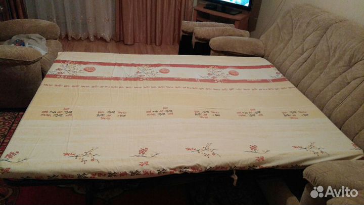 Диван и два кресла