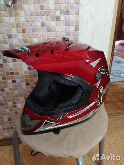 Продам мотошлем