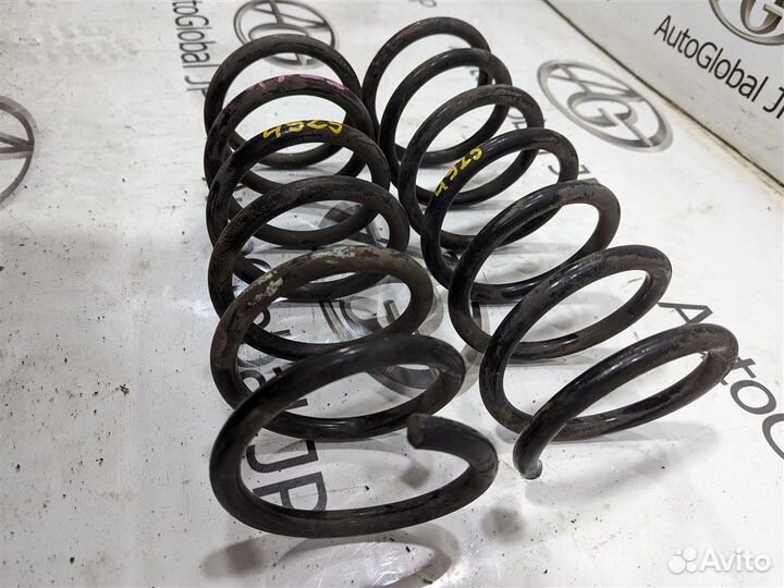 Пружина задняя Volvo V60