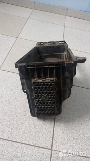 Корпус воздушного фильтра Porsche Cayenne 9Pa 2005