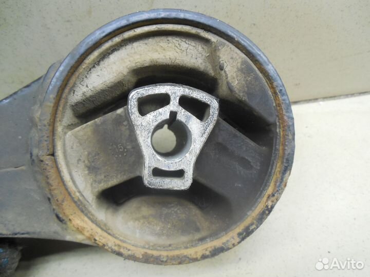 Опора двигателя задняя Astra J 2010