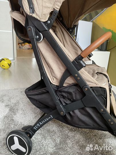 Продам прогулочную коляску Yoya plus