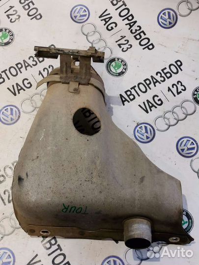 Тепловой экран коллектора Шкода Октавия тур А4