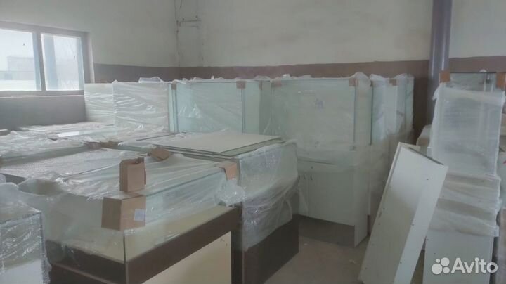 Распродажа ювелирных витрин