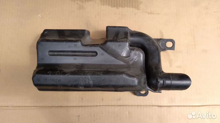 Резонатор воздушного фильтра Mazda CX-5