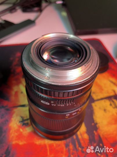 Объектив samyang 35mm f/1.4 as umc