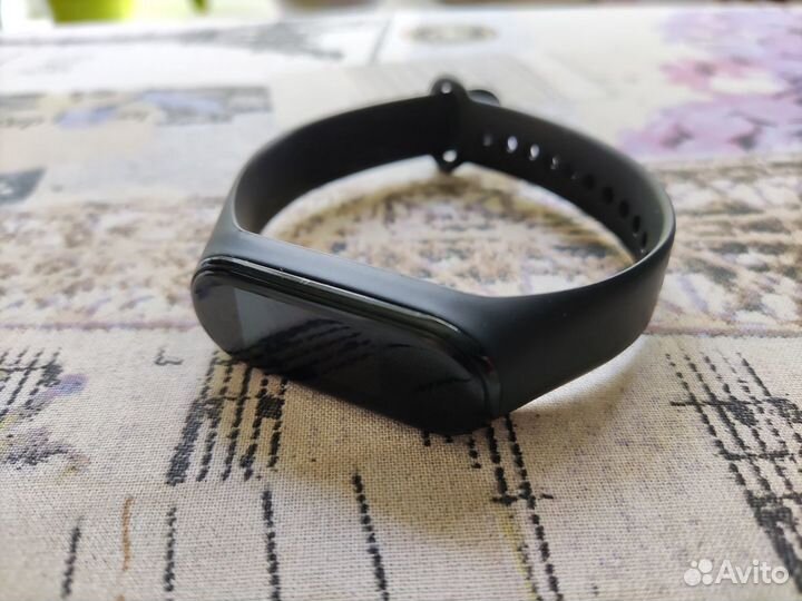 Фитнес-браслет Xiaomi Mi Band 4