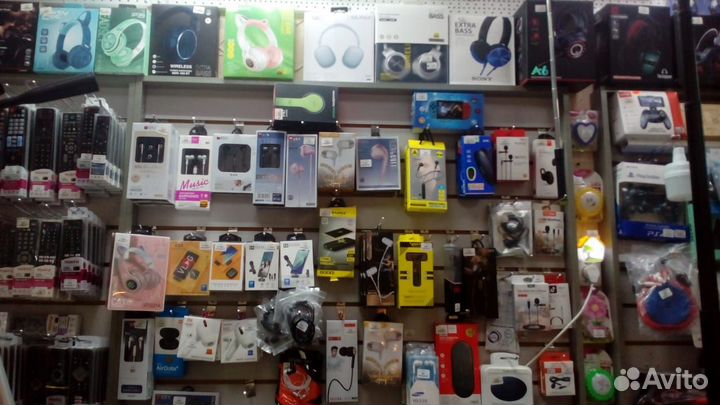 Наушники в асс-те