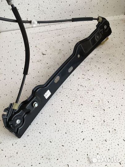 Стеклоподъемник передний левый Opel Astra 09-15г