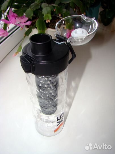 Бутылка для лимонада и чая. Новая