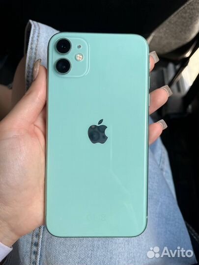 Телефон iPhone 11