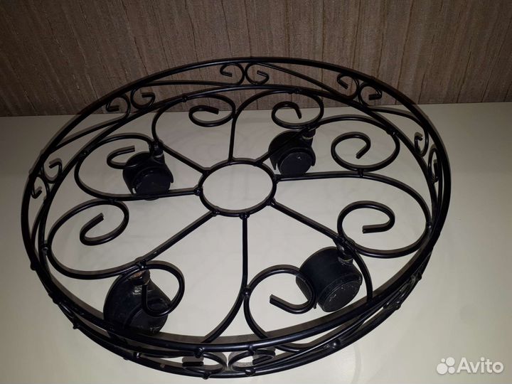 Подставка для цветов