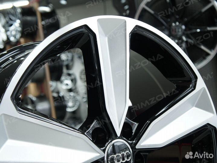 Литые диски RS5 R19 для Audi