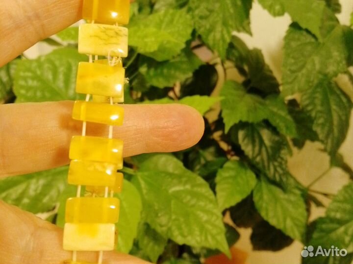 Браслет из янтаря