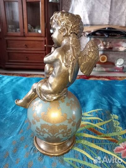 Бронзовая статуэтка