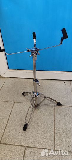 Стойки для ударных тарелок и барабана