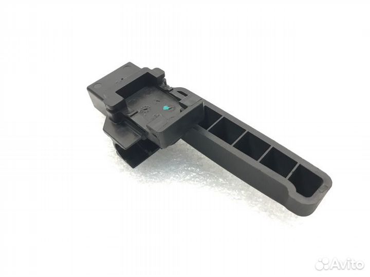 Ручка открывания капота Chevrolet Orlando 1.8 2014