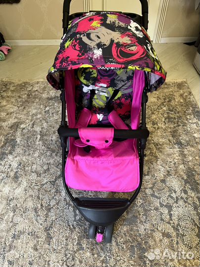 Прогулочная коляска