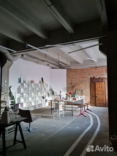 Почасовая аренда студии 70 м² в центре