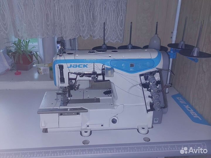 Распошивальная машина jack